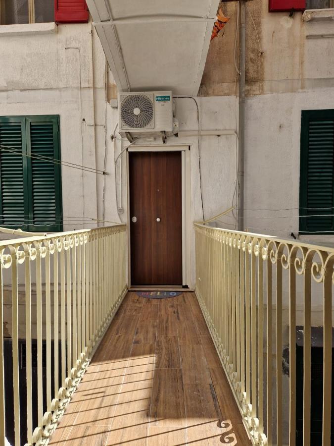 Отель La Casa Di Teresa Таранто Экстерьер фото