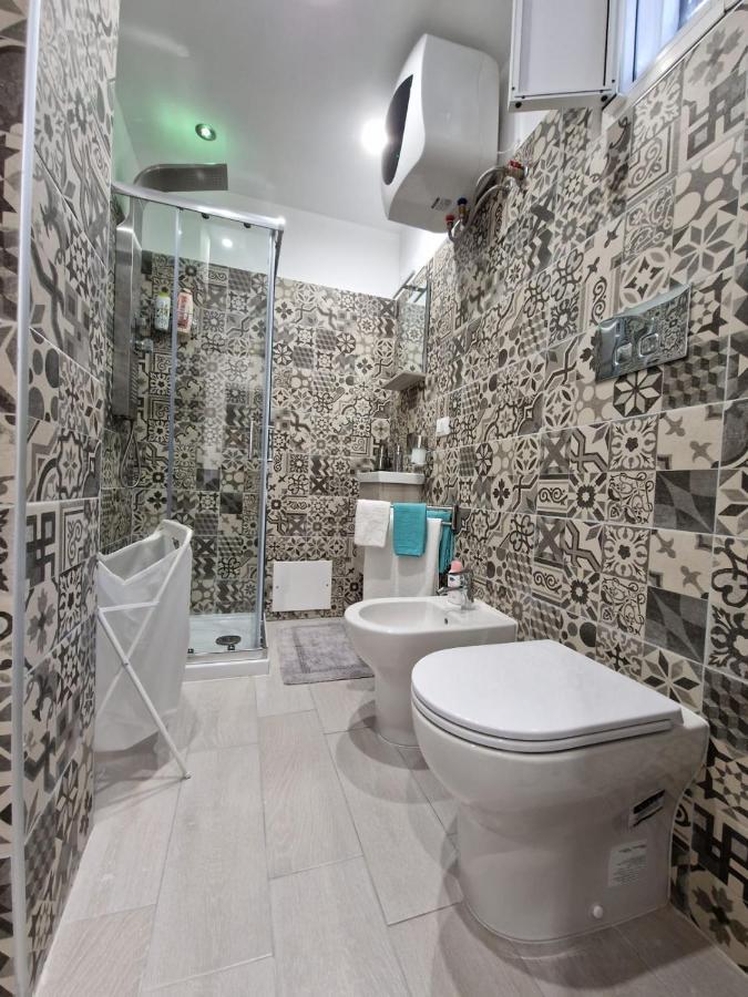 Отель La Casa Di Teresa Таранто Экстерьер фото