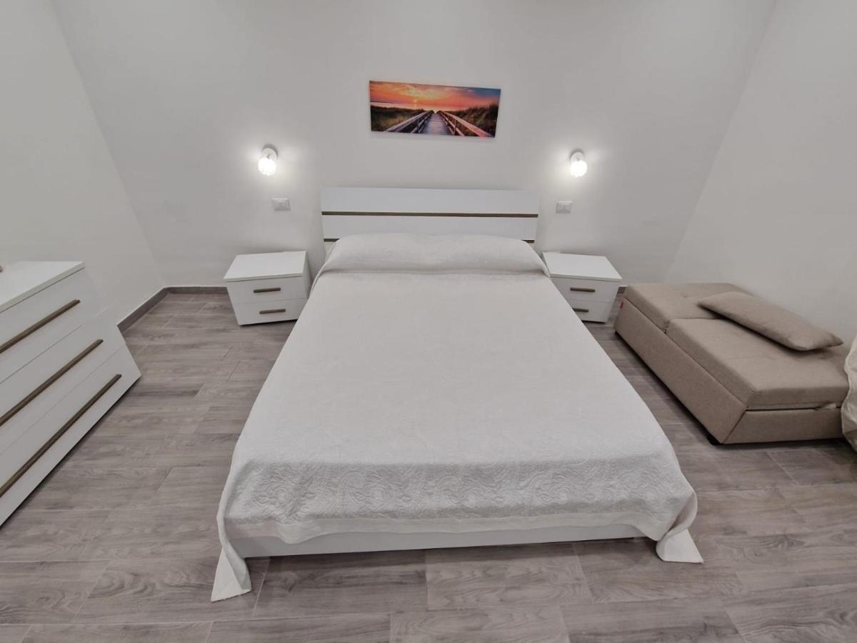 Отель La Casa Di Teresa Таранто Экстерьер фото